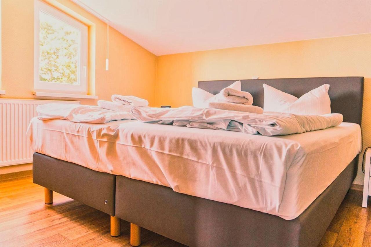Mit Meerblick Und Balkon, Gratis Nutzung Vom Ahoi Erlebnisbad Und Sauna In Sellin - Meeresblick Fewo 29 괴렌 외부 사진