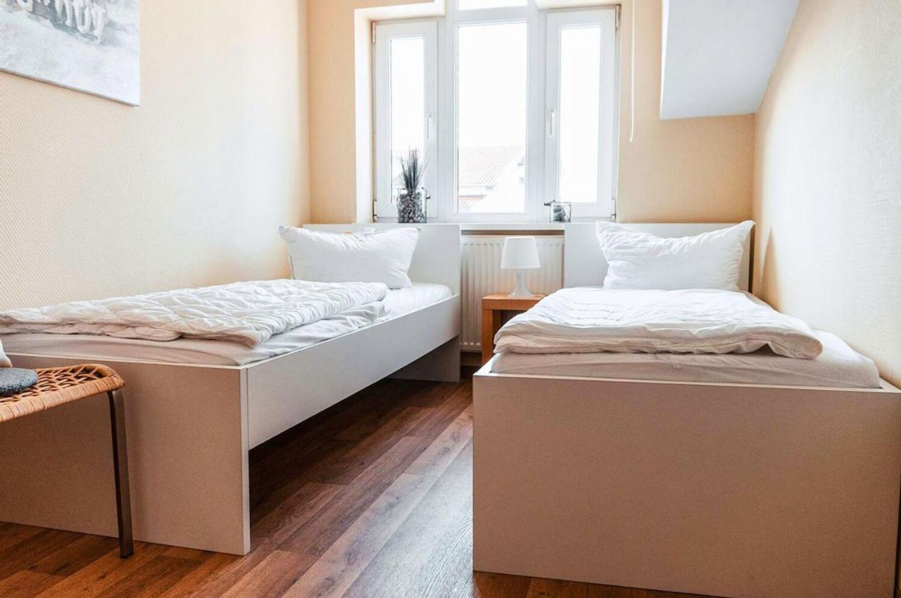 Mit Meerblick Und Balkon, Gratis Nutzung Vom Ahoi Erlebnisbad Und Sauna In Sellin - Meeresblick Fewo 29 괴렌 외부 사진